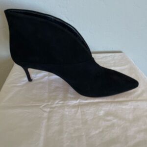 Boden Suede Heels- sized 39 (8 1/2)